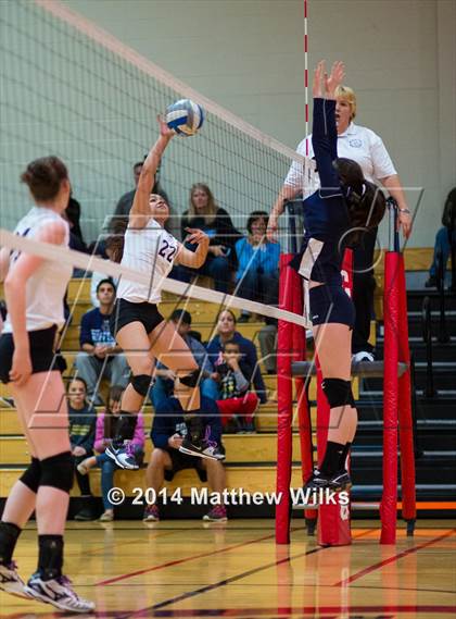 Thumbnail 3 in Suffern vs Corning (NYSPHSAA Class AA Regional Final) photogallery.