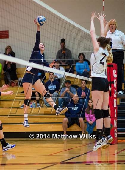 Thumbnail 3 in Suffern vs Corning (NYSPHSAA Class AA Regional Final) photogallery.