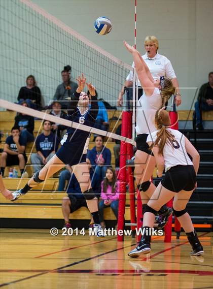 Thumbnail 3 in Suffern vs Corning (NYSPHSAA Class AA Regional Final) photogallery.