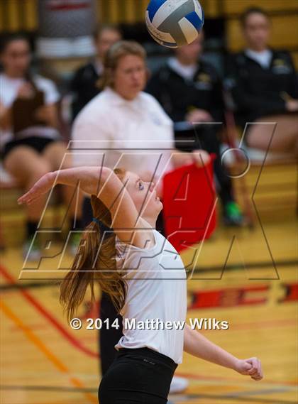 Thumbnail 2 in Suffern vs Corning (NYSPHSAA Class AA Regional Final) photogallery.