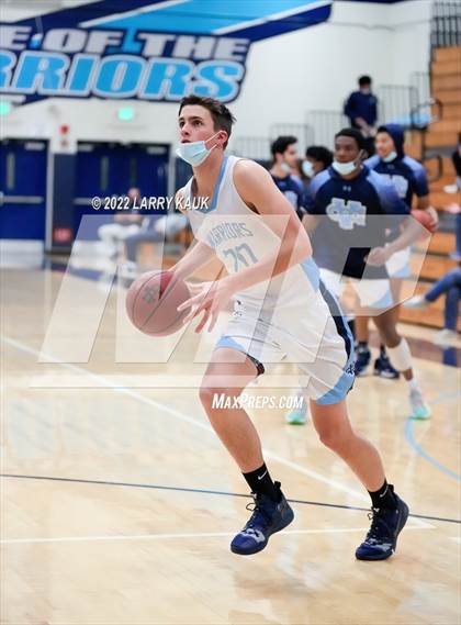 Thumbnail 3 in Archbishop Riordan @ Valley Christian photogallery.