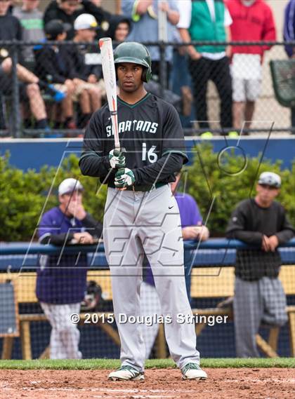 Thumbnail 3 in College Park vs. De La Salle photogallery.