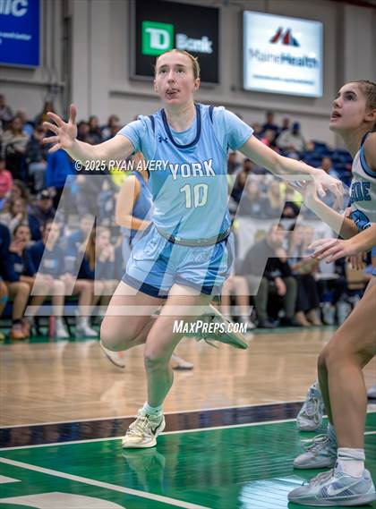 Thumbnail 2 in York vs Oceanside (MPA Class B South Quarterfinal) photogallery.
