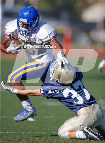 Thumbnail 3 in  Bishop Amat @ Notre Dame (SO) photogallery.