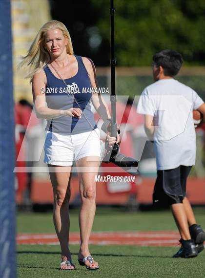 Thumbnail 1 in  Bishop Amat @ Notre Dame (SO) photogallery.