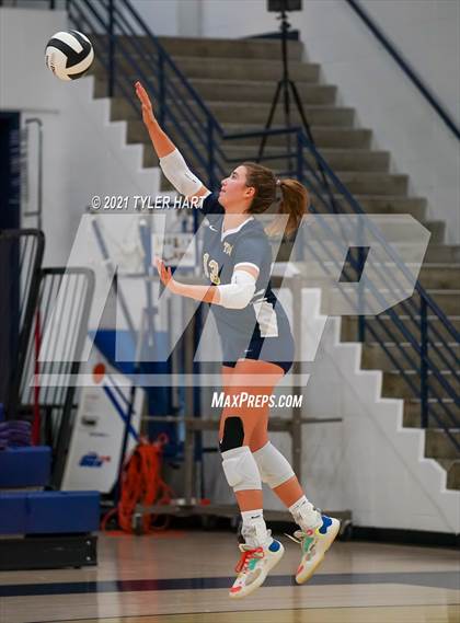 Thumbnail 1 in Monrovia vs. Tri-West Hendricks (IHSAA 3A Sectional Semi-Final) photogallery.
