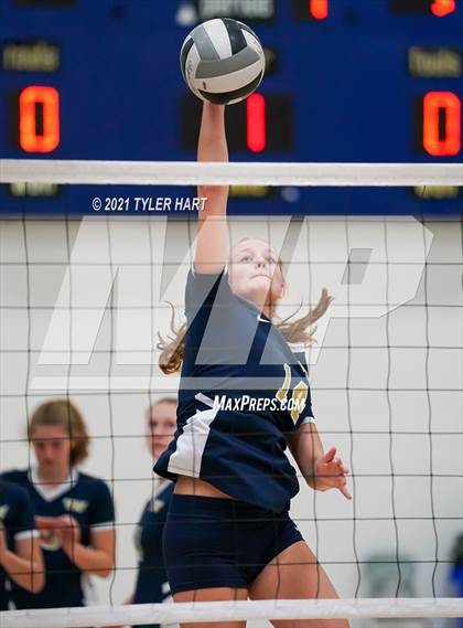 Thumbnail 3 in Monrovia vs. Tri-West Hendricks (IHSAA 3A Sectional Semi-Final) photogallery.