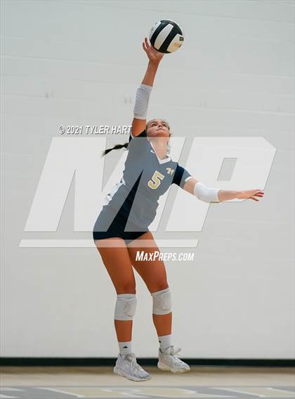 Thumbnail 2 in Monrovia vs. Tri-West Hendricks (IHSAA 3A Sectional Semi-Final) photogallery.
