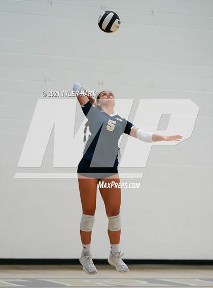 Thumbnail 1 in Monrovia vs. Tri-West Hendricks (IHSAA 3A Sectional Semi-Final) photogallery.