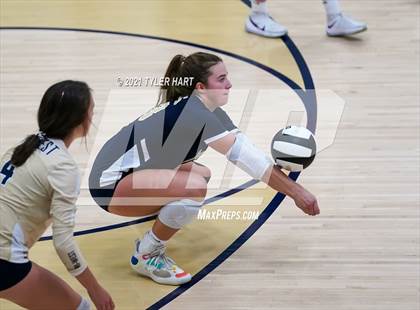 Thumbnail 3 in Monrovia vs. Tri-West Hendricks (IHSAA 3A Sectional Semi-Final) photogallery.