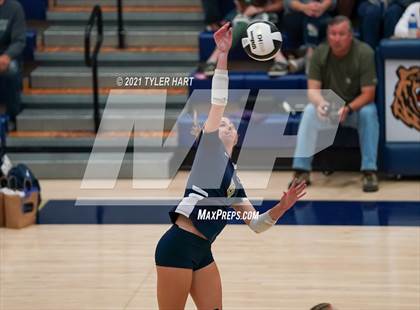 Thumbnail 1 in Monrovia vs. Tri-West Hendricks (IHSAA 3A Sectional Semi-Final) photogallery.