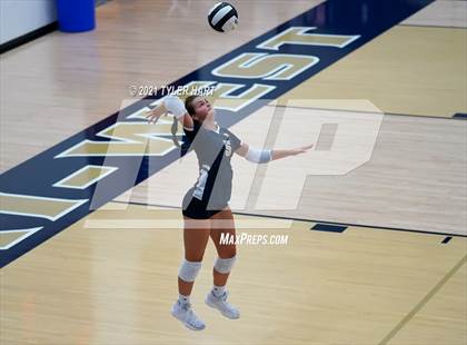 Thumbnail 1 in Monrovia vs. Tri-West Hendricks (IHSAA 3A Sectional Semi-Final) photogallery.