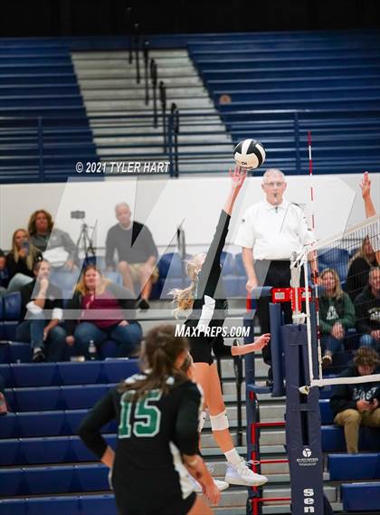Thumbnail 3 in Monrovia vs. Tri-West Hendricks (IHSAA 3A Sectional Semi-Final) photogallery.
