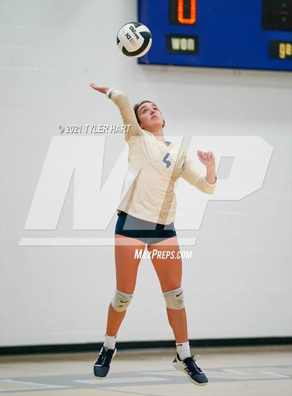 Thumbnail 1 in Monrovia vs. Tri-West Hendricks (IHSAA 3A Sectional Semi-Final) photogallery.
