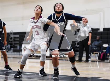 Thumbnail 3 in Scripps Ranch vs. Madison photogallery.