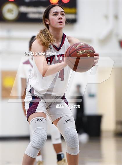 Thumbnail 2 in Scripps Ranch vs. Madison photogallery.
