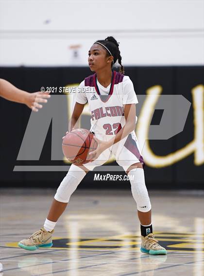 Thumbnail 3 in Scripps Ranch vs. Madison photogallery.