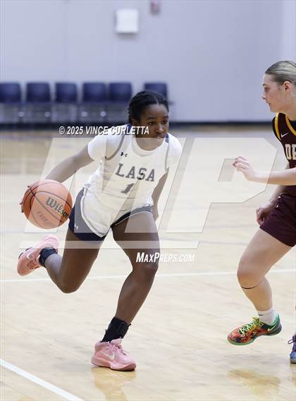 Thumbnail 3 in Dripping Springs vs. Liberal Arts & Science Academy - Austin (Lobo Pack Attack Classic) photogallery.