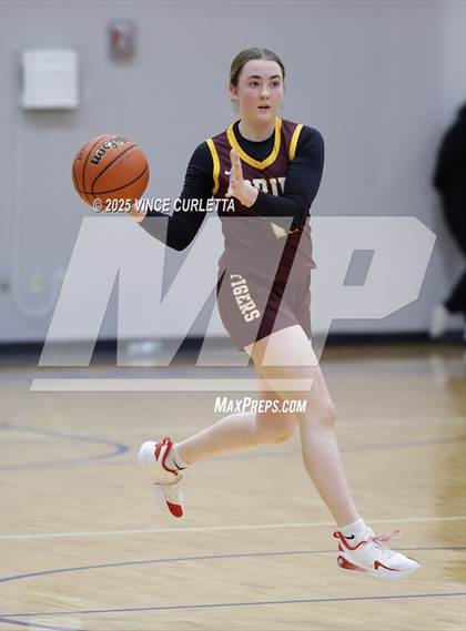 Thumbnail 2 in Dripping Springs vs. Liberal Arts & Science Academy - Austin (Lobo Pack Attack Classic) photogallery.