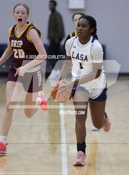 Thumbnail 3 in Dripping Springs vs. Liberal Arts & Science Academy - Austin (Lobo Pack Attack Classic) photogallery.