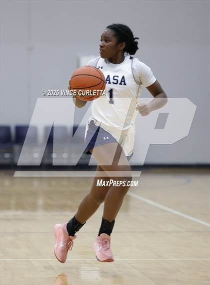 Thumbnail 1 in Dripping Springs vs. Liberal Arts & Science Academy - Austin (Lobo Pack Attack Classic) photogallery.
