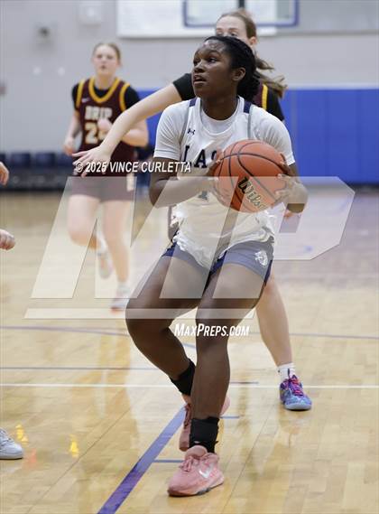 Thumbnail 3 in Dripping Springs vs. Liberal Arts & Science Academy - Austin (Lobo Pack Attack Classic) photogallery.