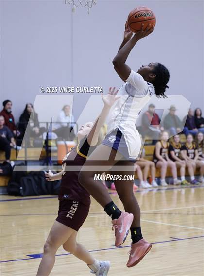 Thumbnail 2 in Dripping Springs vs. Liberal Arts & Science Academy - Austin (Lobo Pack Attack Classic) photogallery.