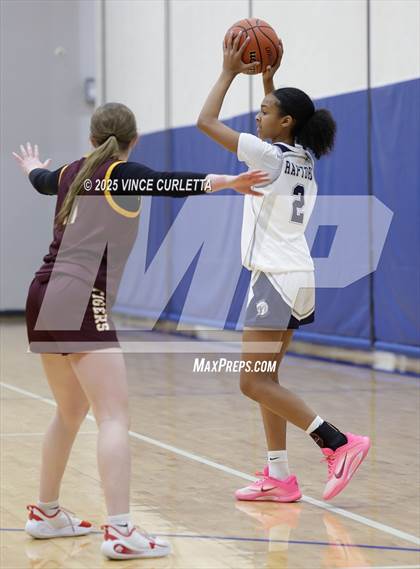 Thumbnail 2 in Dripping Springs vs. Liberal Arts & Science Academy - Austin (Lobo Pack Attack Classic) photogallery.