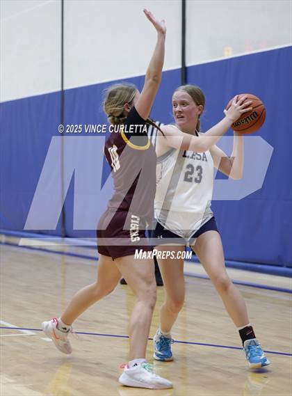 Thumbnail 2 in Dripping Springs vs. Liberal Arts & Science Academy - Austin (Lobo Pack Attack Classic) photogallery.