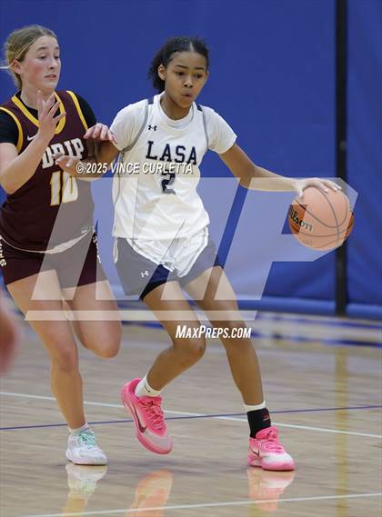 Thumbnail 2 in Dripping Springs vs. Liberal Arts & Science Academy - Austin (Lobo Pack Attack Classic) photogallery.