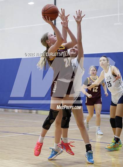 Thumbnail 2 in Dripping Springs vs. Liberal Arts & Science Academy - Austin (Lobo Pack Attack Classic) photogallery.