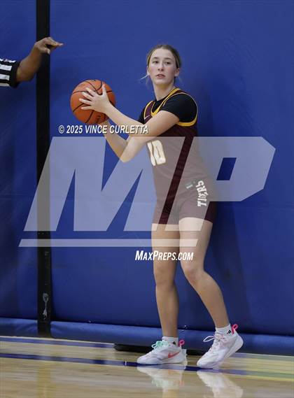 Thumbnail 3 in Dripping Springs vs. Liberal Arts & Science Academy - Austin (Lobo Pack Attack Classic) photogallery.