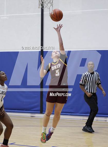 Thumbnail 3 in Dripping Springs vs. Liberal Arts & Science Academy - Austin (Lobo Pack Attack Classic) photogallery.