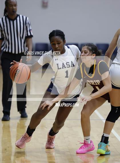 Thumbnail 2 in Dripping Springs vs. Liberal Arts & Science Academy - Austin (Lobo Pack Attack Classic) photogallery.