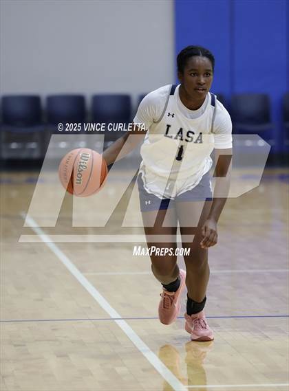 Thumbnail 1 in Dripping Springs vs. Liberal Arts & Science Academy - Austin (Lobo Pack Attack Classic) photogallery.