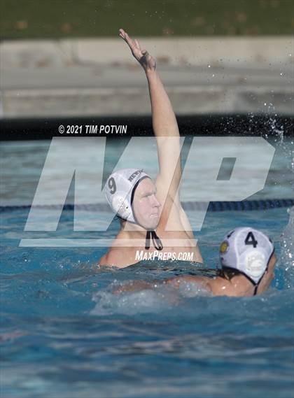 Thumbnail 3 in Huntington Beach vs Newport Harbor (CIF SS DO Final) photogallery.