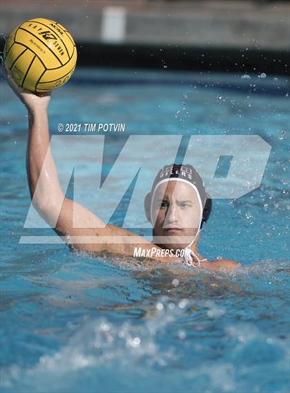 Thumbnail 3 in Huntington Beach vs Newport Harbor (CIF SS DO Final) photogallery.