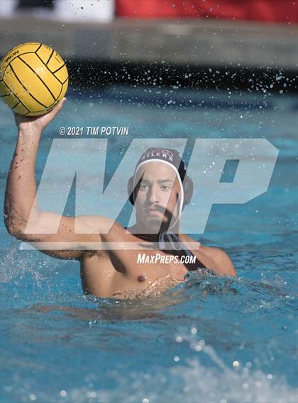 Thumbnail 3 in Huntington Beach vs Newport Harbor (CIF SS DO Final) photogallery.