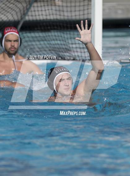 Thumbnail 3 in Huntington Beach vs Newport Harbor (CIF SS DO Final) photogallery.