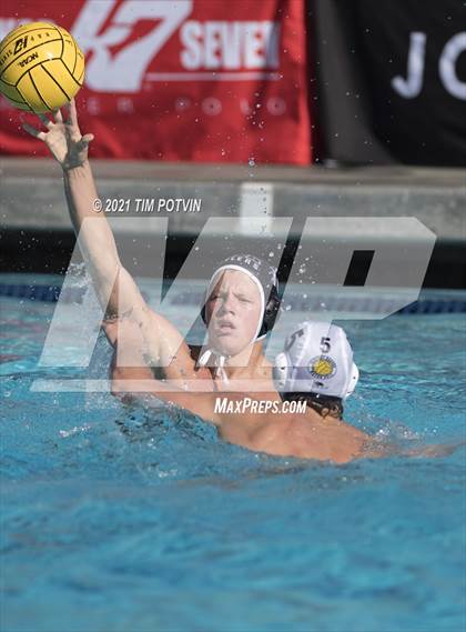 Thumbnail 3 in Huntington Beach vs Newport Harbor (CIF SS DO Final) photogallery.