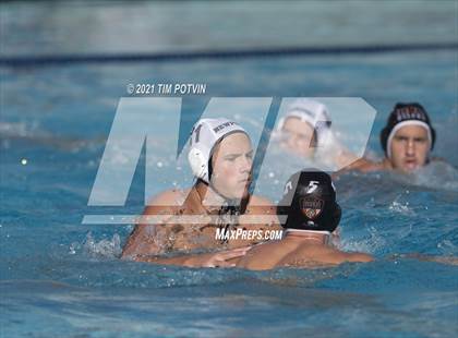 Thumbnail 3 in Huntington Beach vs Newport Harbor (CIF SS DO Final) photogallery.