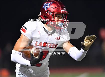 Thumbnail 1 in Kennedy Catholic @ Lake Stevens (WIAA 4A Quarterfinal) photogallery.