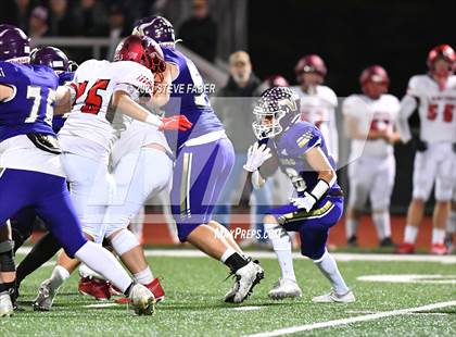 Thumbnail 2 in Kennedy Catholic @ Lake Stevens (WIAA 4A Quarterfinal) photogallery.