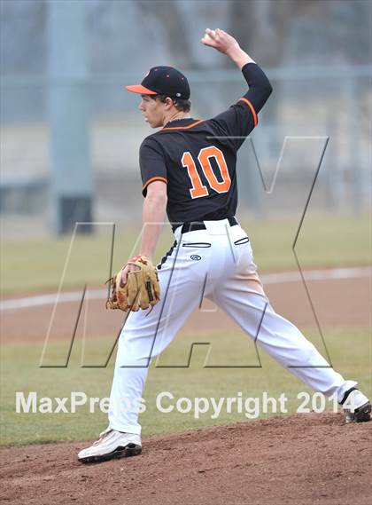 Thumbnail 2 in Chisum vs. Petrolia (Lindsay Tournament) photogallery.