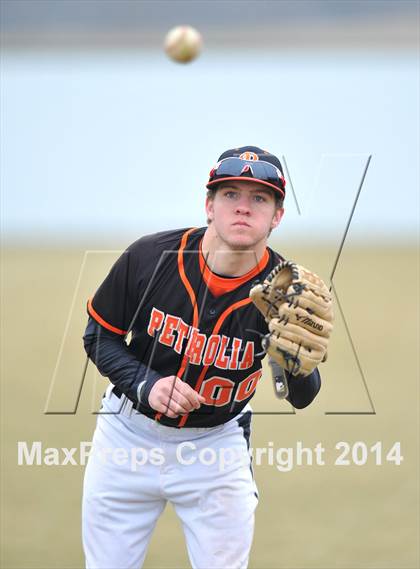 Thumbnail 2 in Chisum vs. Petrolia (Lindsay Tournament) photogallery.