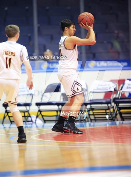 Thumbnail 1 in Elba vs Prattsburgh Central (Section V Class D2 Final) photogallery.