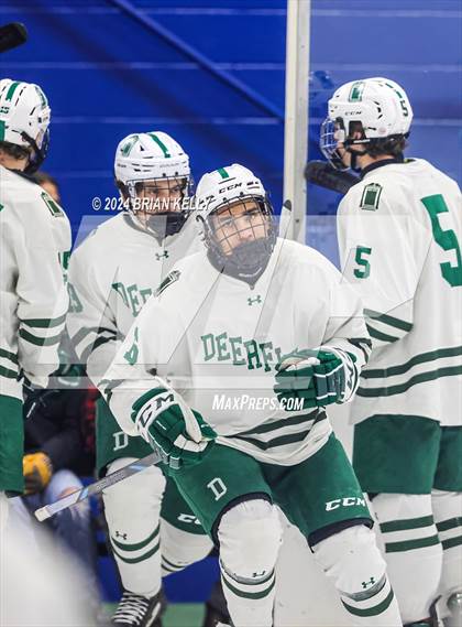 Thumbnail 3 in  Phillips Academy Vs Deerfield Academy (Flood-Marr Tournament) photogallery.