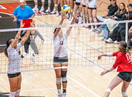 Thumbnail 1 in Carondelet @ James Logan ( CIF NorCal Regional Division 1 First Round) photogallery.