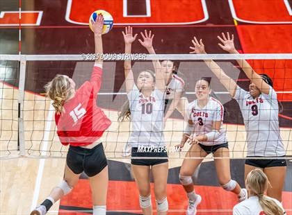 Thumbnail 1 in Carondelet @ James Logan ( CIF NorCal Regional Division 1 First Round) photogallery.