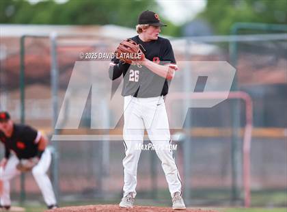 Thumbnail 2 in Grand Junction vs. Windsor (CHSAA 4A Regional Final Game 3) photogallery.